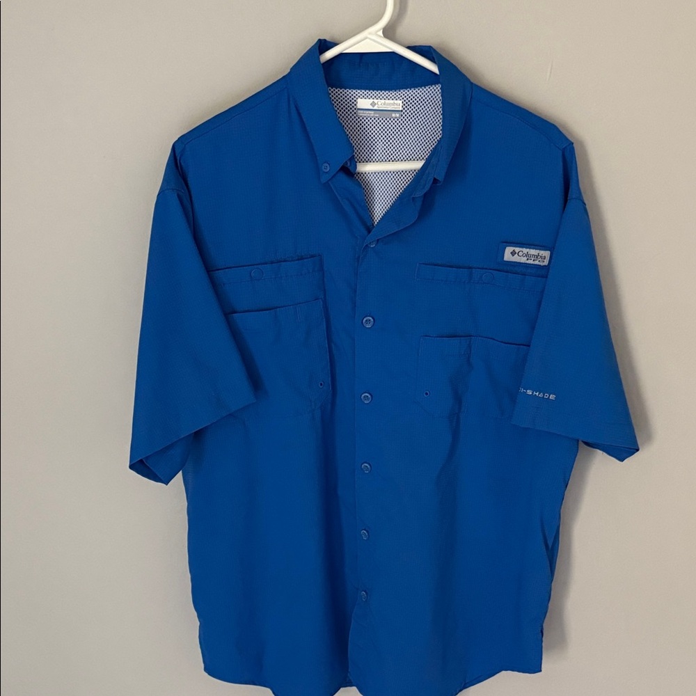 Columbia Men's Vibrant Blue Casual Shirt
